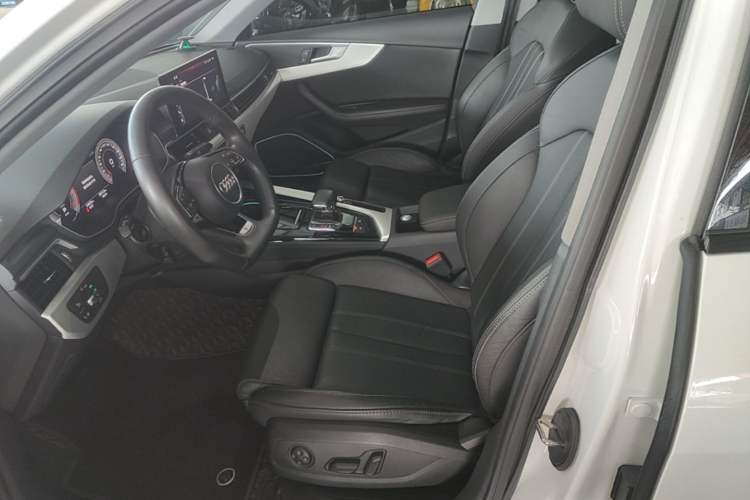Used Audi A4L 2022 40 TFSI Luxury Dynamic Model Left Front Seat