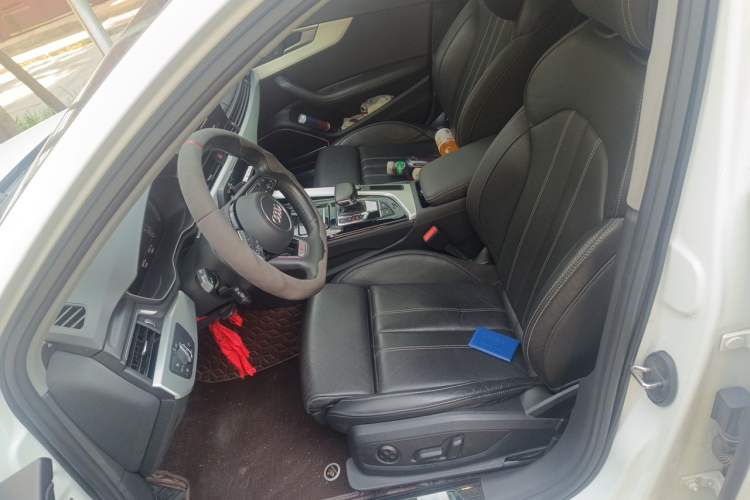 Used Audi A4L 2022 40 TFSI Luxury Dynamic Model Left Front Seat