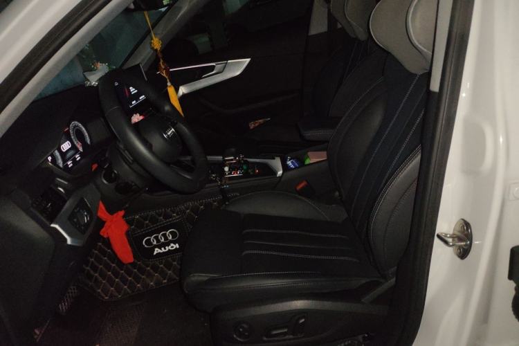 Used Audi A4L 2022 40 TFSI Luxury Dynamic Model Left Front Seat