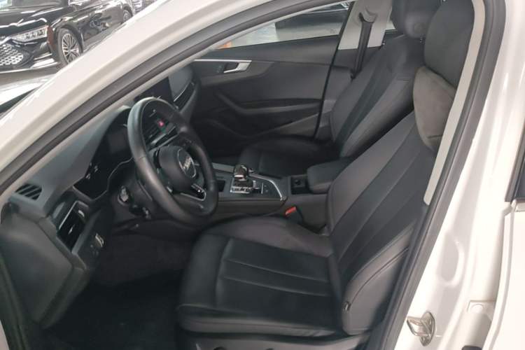 Used Audi A4L 2022 40 TFSI Luxury Prestige Edition Left Front Seat