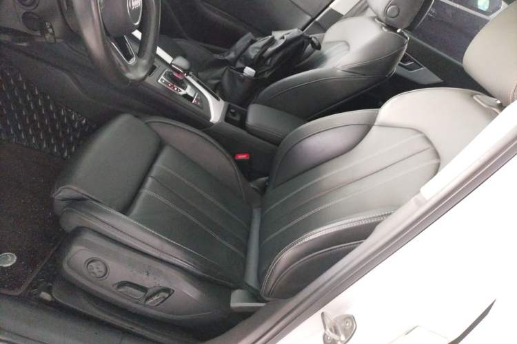 Used Audi A4L 2022 40 TFSI Fashion Dynamic Model Left Front Seat