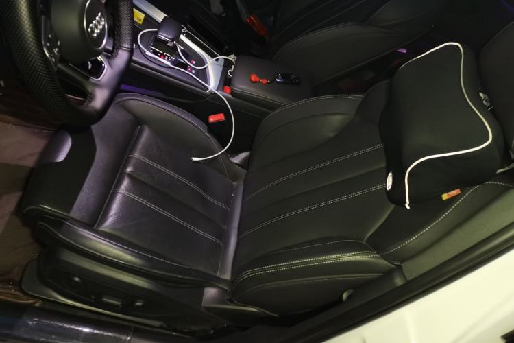 Used Audi A4L 2022 40 TFSI Luxury Dynamic Model Left Front Seat