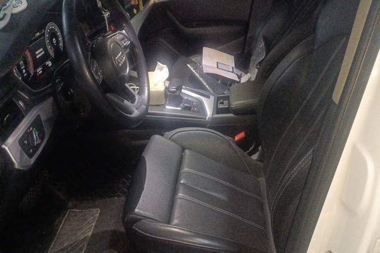 Used Audi A4L 2022 40 TFSI Fashion Dynamic Model Left Front Seat