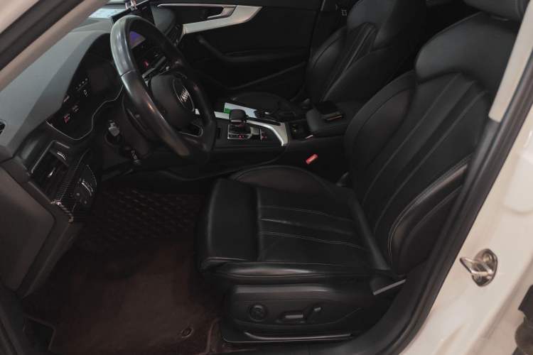 Used Audi A4L 2022 40 TFSI Luxury Dynamic Model Left Front Seat