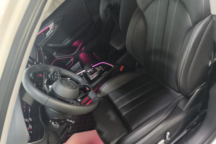 Used Audi A4L 2022 40 TFSI Fashion Dynamic Model Left Front Seat