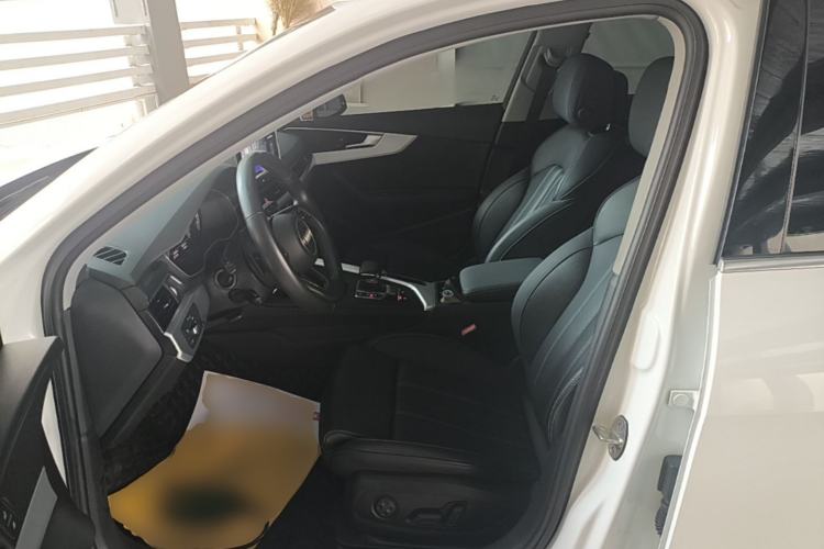 Used Audi A4L 2022 40 TFSI Fashion Dynamic Model Left Front Seat