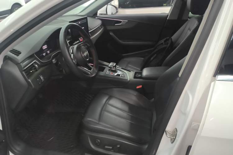 Used Audi A4L 2022 40 TFSI Stylish and Elegant Edition Left Front Seat