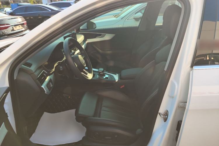 Used Audi A4L 2022 40 TFSI Fashion Dynamic Model Left Front Seat