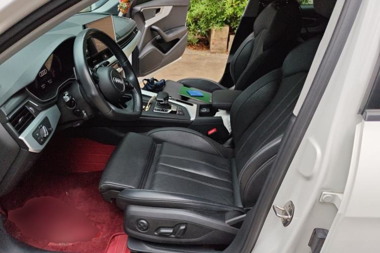 Used Audi A4L 2022 40 TFSI Luxury Dynamic Model Left Front Seat