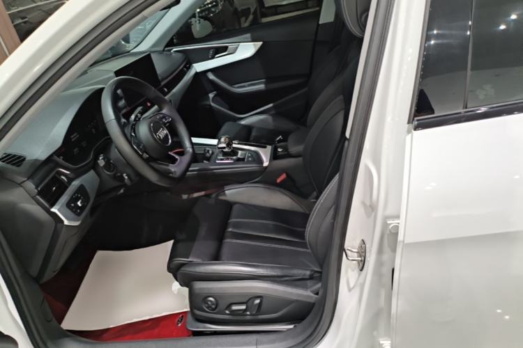 Used Audi A4L 2022 40 TFSI Luxury Dynamic Model Left Front Seat