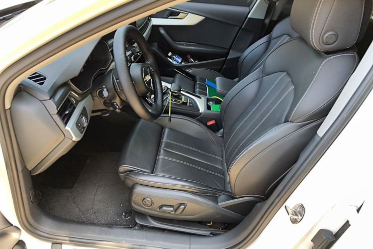 Used Audi A4L 2022 40 TFSI Fashion Dynamic Model Left Front Seat