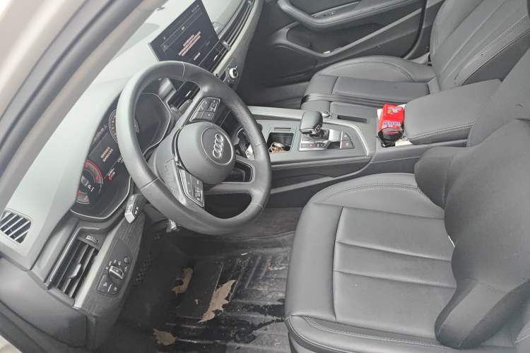Used Audi A4L 2022 40 TFSI Stylish and Elegant Edition Left Front Seat