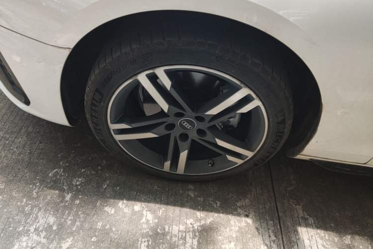 Used Audi A4L 2022 40 TFSI Fashion Dynamic Model Left Front Wheel Hub