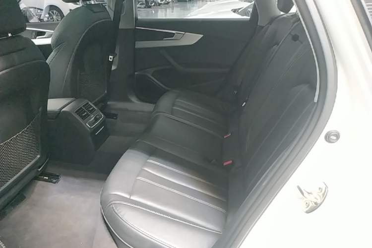 Used Audi A4L 2022 40 TFSI Luxury Dynamic Model Left Rear Seat