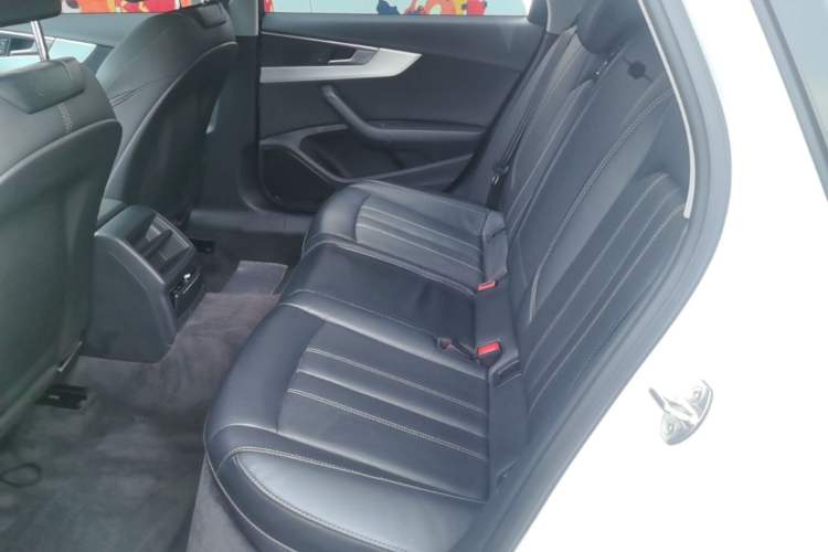 Used Audi A4L 2022 40 TFSI Fashion Dynamic Model Left Rear Seat