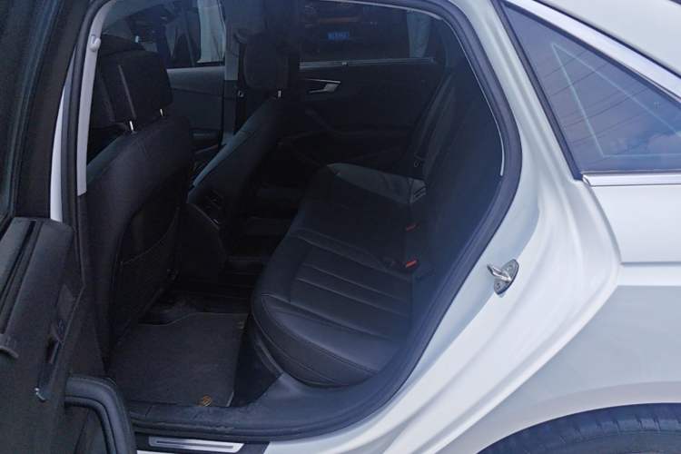 Used Audi A4L 2022 40 TFSI Luxury Prestige Edition Left Rear Seat