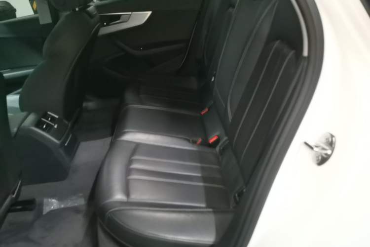 Used Audi A4L 2022 40 TFSI Fashion Dynamic Model Left Rear Seat