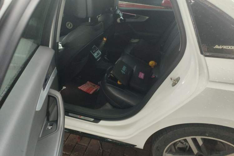 Used Audi A4L 2022 40 TFSI Fashion Dynamic Model Left Rear Seat