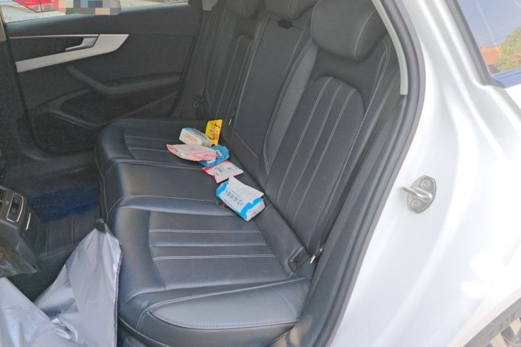 Used Audi A4L 2022 40 TFSI Luxury Dynamic Model Left Rear Seat