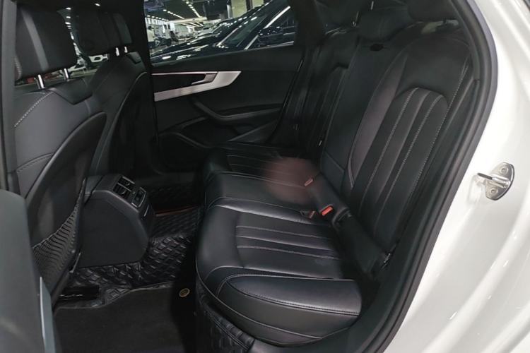 Used Audi A4L 2022 40 TFSI Luxury Dynamic Model Left Rear Seat