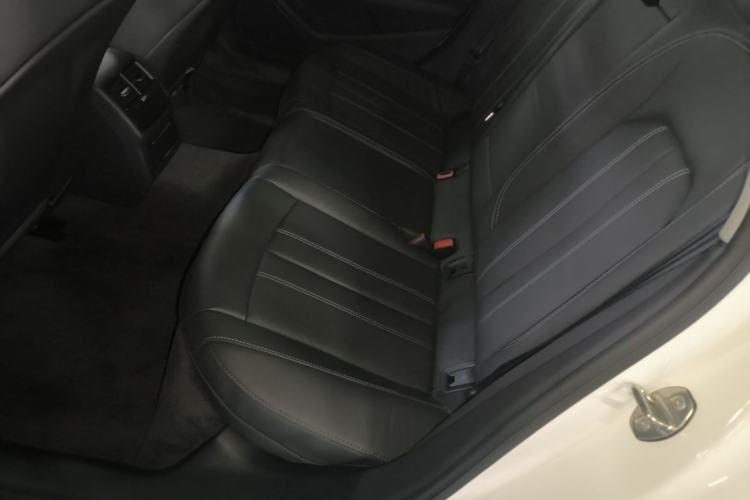 Used Audi A4L 2022 40 TFSI Fashion Dynamic Model Left Rear Seat