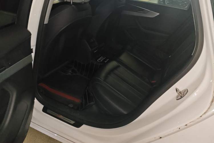 Used Audi A4L 2022 40 TFSI Fashion Dynamic Model Left Rear Seat