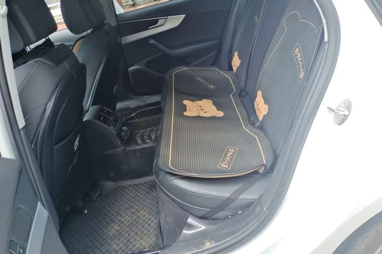 Used Audi A4L 2022 40 TFSI Fashion Dynamic Model Left Rear Seat