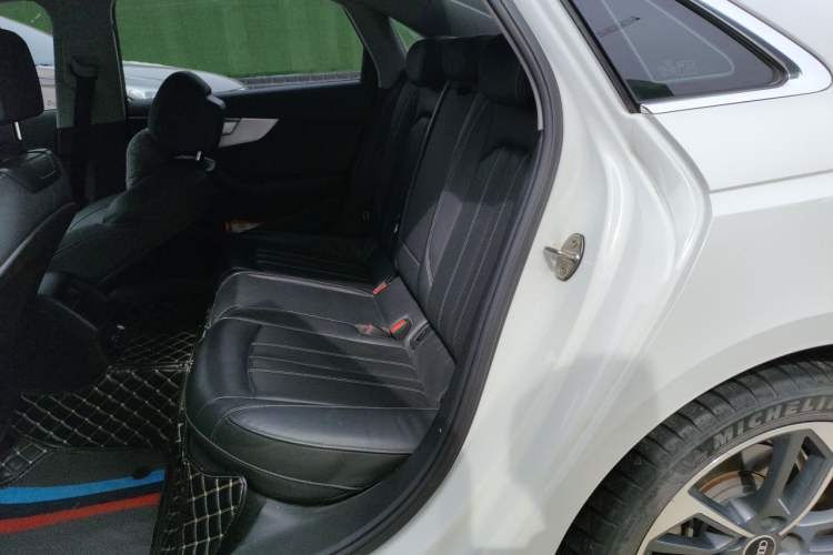 Used Audi A4L 2022 40 TFSI Fashion Dynamic Model Left Rear Seat