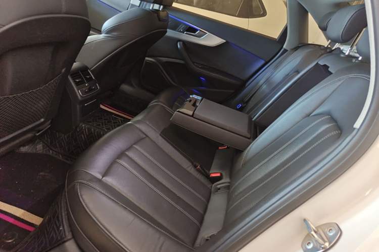 Used Audi A4L 2022 40 TFSI Luxury Dynamic Model Left Rear Seat