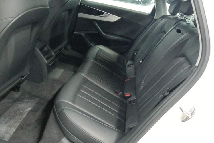 Used Audi A4L 2022 40 TFSI Fashion Dynamic Model Left Rear Seat