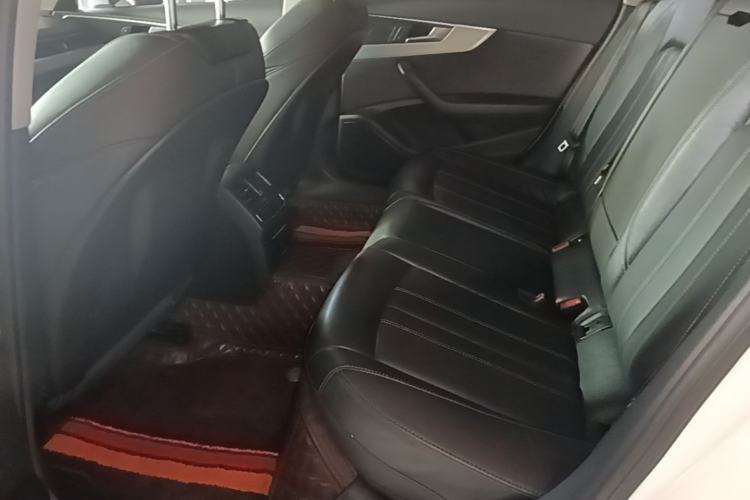 Used Audi A4L 2022 40 TFSI Fashion Dynamic Model Left Rear Seat