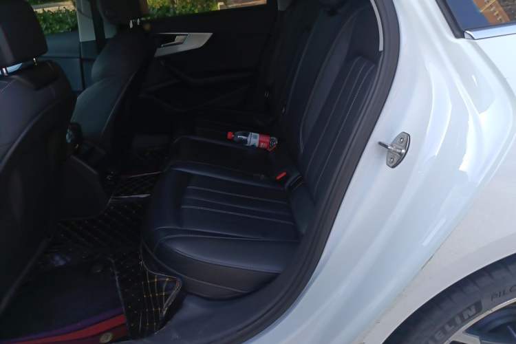 Used Audi A4L 2022 40 TFSI Fashion Dynamic Model Left Rear Seat