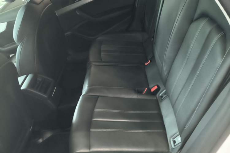 Used Audi A4L 2022 40 TFSI Fashion Dynamic Model Left Rear Seat