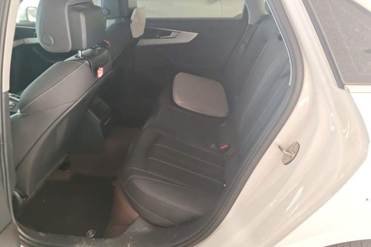 Used Audi A4L 2022 40 TFSI Fashion Dynamic Model Left Rear Seat
