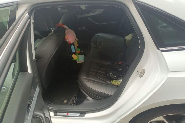 Used Audi A4L 2022 40 TFSI Fashion Dynamic Model Left Rear Seat