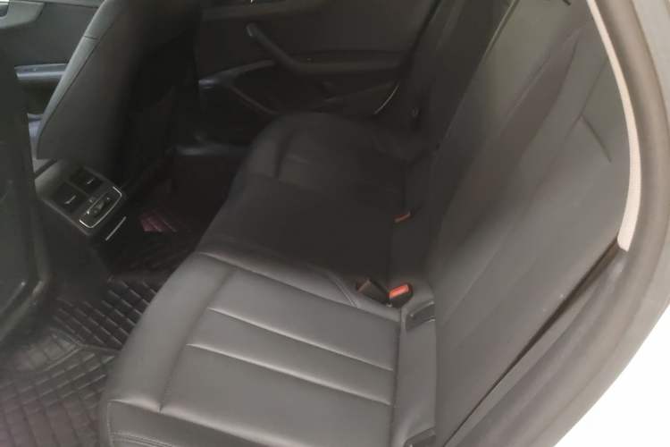 Used Audi A4L 2022 40 TFSI Luxury Prestige Edition Left Rear Seat