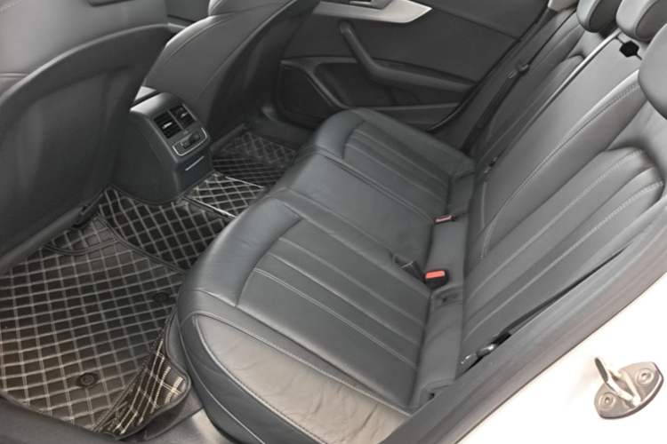 Used Audi A4L 2022 40 TFSI Fashion Dynamic Model Left Rear Seat
