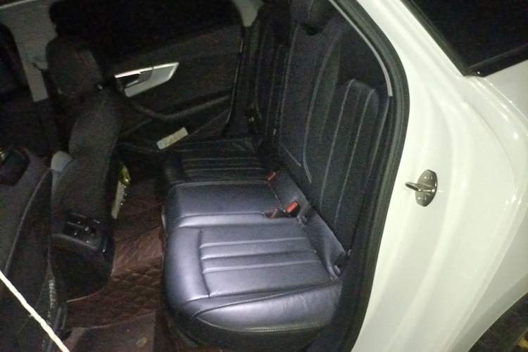 Used Audi A4L 2022 40 TFSI Luxury Dynamic Model Left Rear Seat