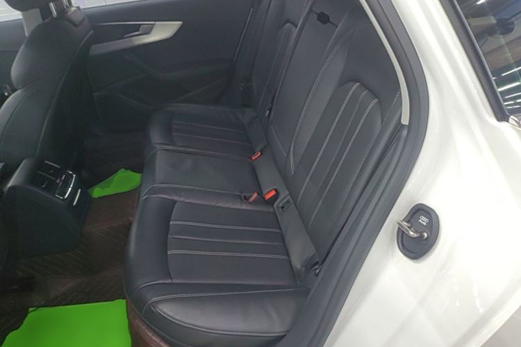 Used Audi A4L 2022 40 TFSI Fashion Dynamic Model Left Rear Seat