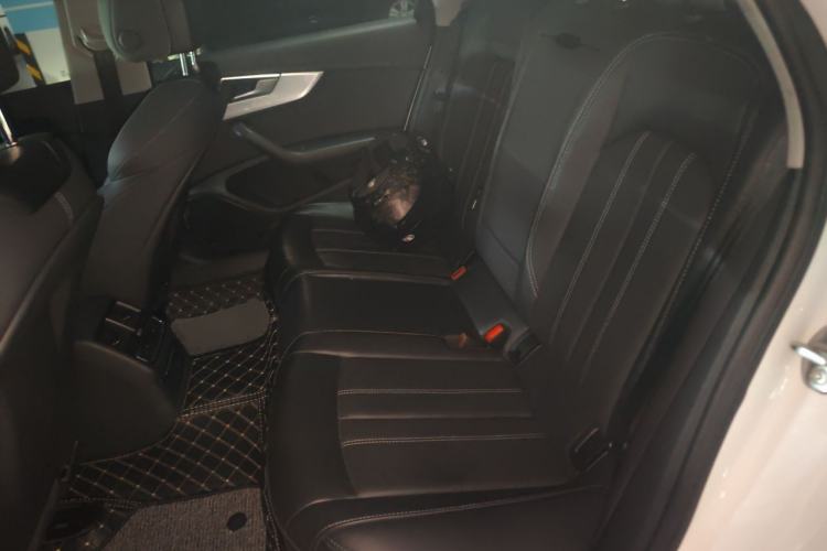 Used Audi A4L 2022 40 TFSI Fashion Dynamic Model Left Rear Seat
