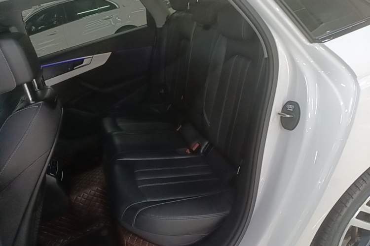 Used Audi A4L 2022 40 TFSI Luxury Dynamic Model Left Rear Seat