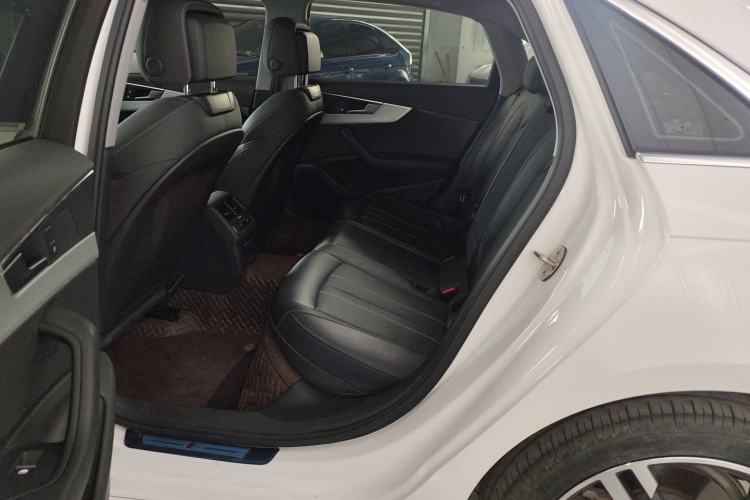 Used Audi A4L 2022 40 TFSI Fashion Dynamic Model Left Rear Seat