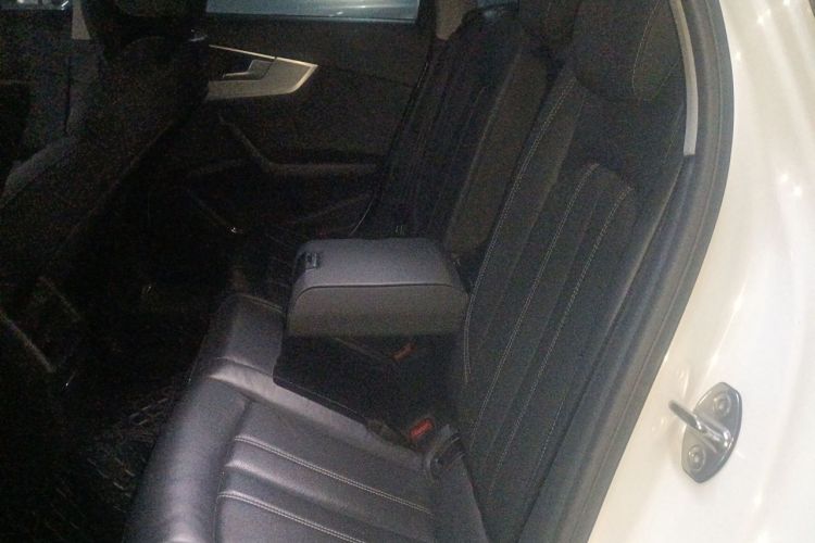 Used Audi A4L 2022 40 TFSI Fashion Dynamic Model Left Rear Seat