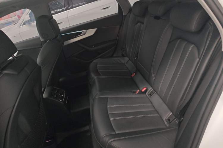 Used Audi A4L 2022 40 TFSI Luxury Dynamic Model Left Rear Seat