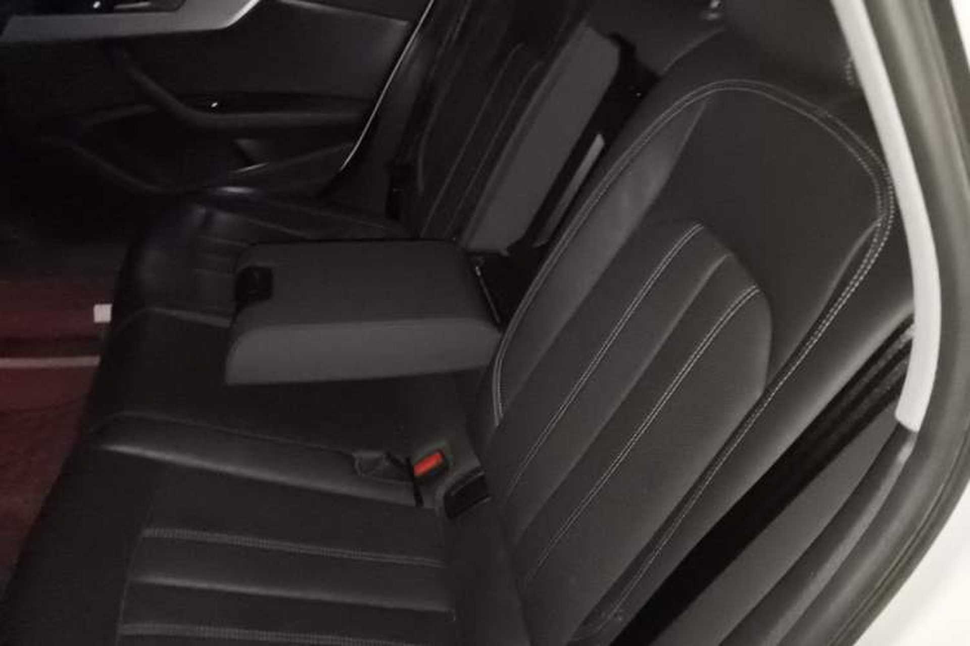 Used Audi A4L 2022 40 TFSI Fashion Dynamic Model Left Rear Seat