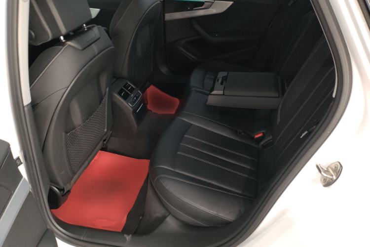 Used Audi A4L 2022 40 TFSI Luxury Dynamic Model Left Rear Seat