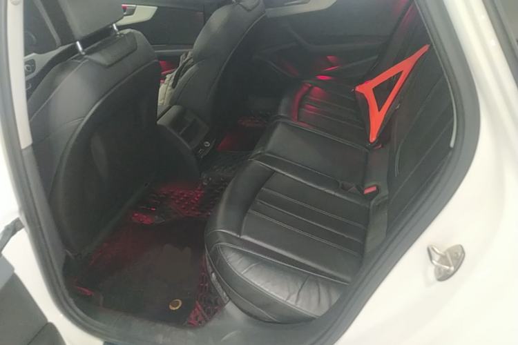 Used Audi A4L 2022 40 TFSI Fashion Dynamic Model Left Rear Seat