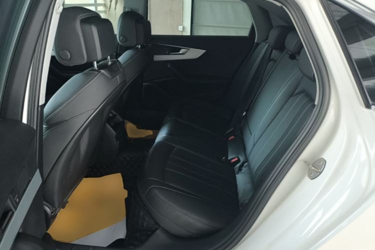 Used Audi A4L 2022 40 TFSI Fashion Dynamic Model Left Rear Seat