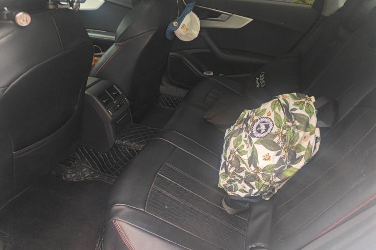 Used Audi A4L 2022 40 TFSI Luxury Dynamic Model Left Rear Seat
