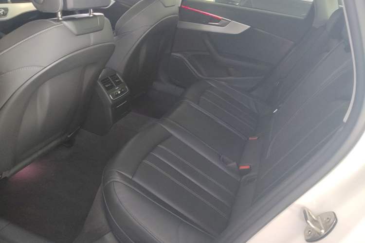 Used Audi A4L 2022 40 TFSI Fashion Dynamic Model Left Rear Seat